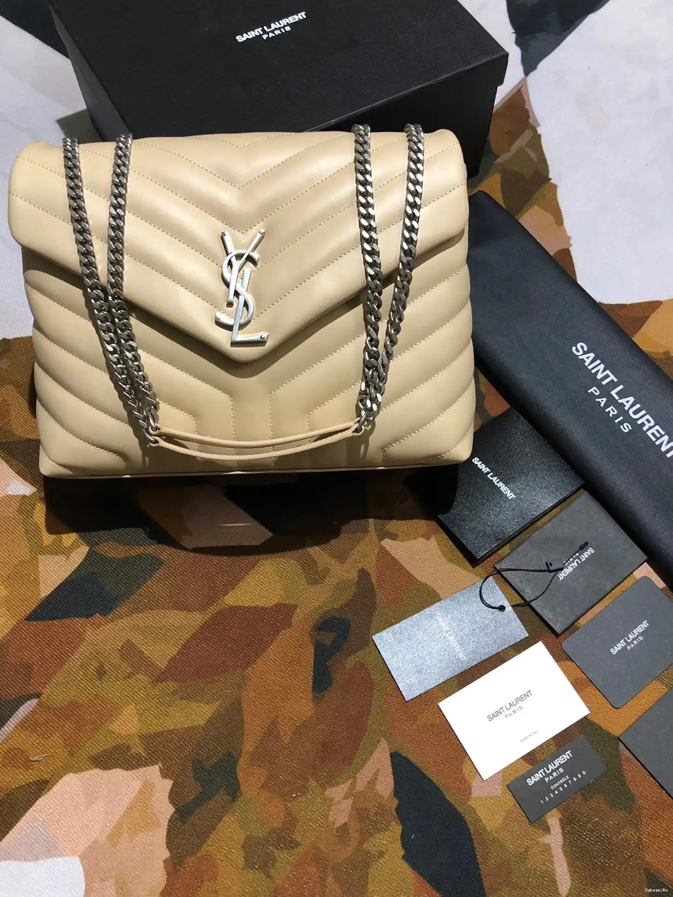 MEDIUM LOULOU YSL 0524